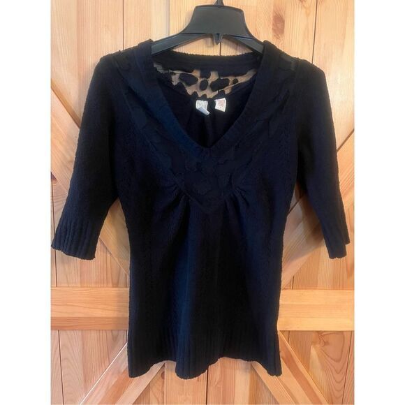BKE Sweaters - BKE  Sz S 3/4 Sleeve Sheer Neckline/Design Back Sweater (1196)